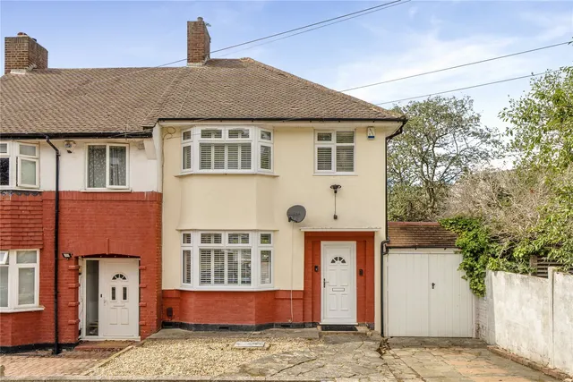 Berryhill, London, SE9, photo 1