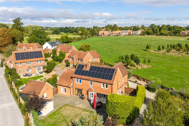 Gosmore Ley Close, Gosmore, SG4, photo 2