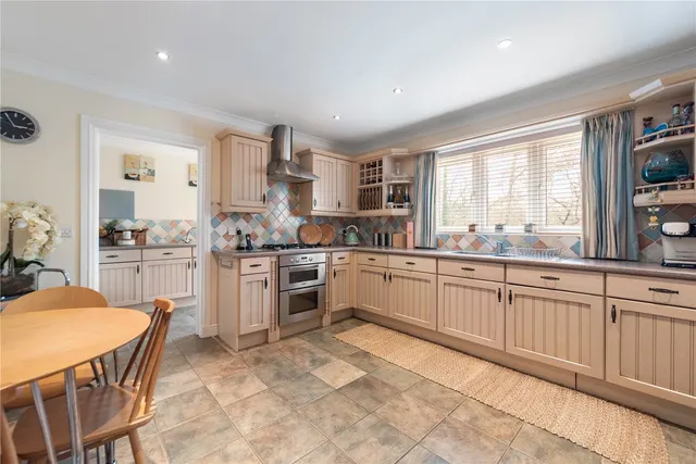 Photo 3 — Kenneth Vincent Close, Redditch, Worcestershire, B97 5TZ