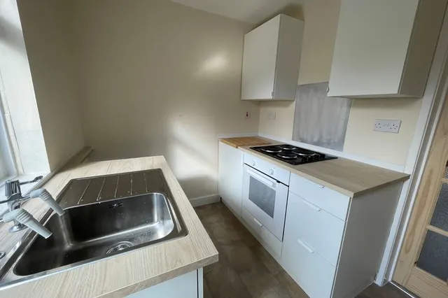Photo 3 — Farn Court, Newcastle Upon Tyne, NE3