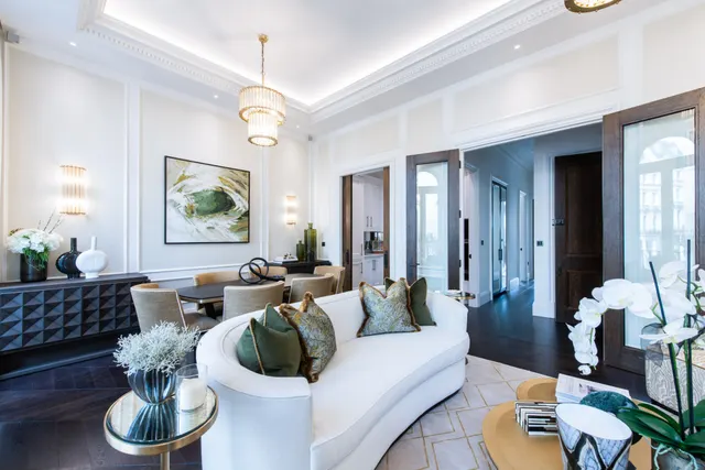 Prince of Wales Terrace, London, W8, photo 2
