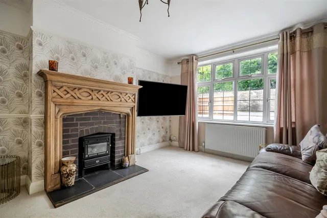 Leigh Road, Westbury, BA13, photo 2