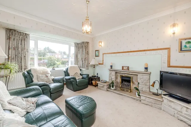 Middle Drive, Darras Hall, photo 3