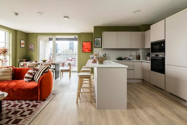 Masonry Place, Hayes, UB3, photo 1