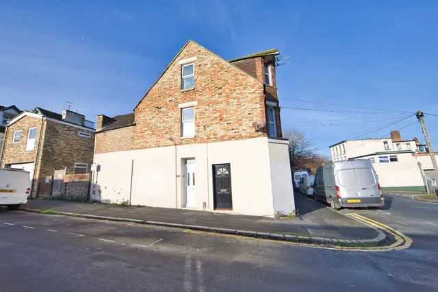 Boscombe Road, Folkestone, CT19, photo 3