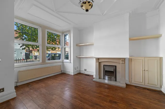 Mount Avenue, Chingford, E4, photo 2