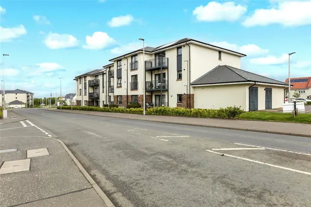 Earnshaw Lane, Jackton, G75, photo 1