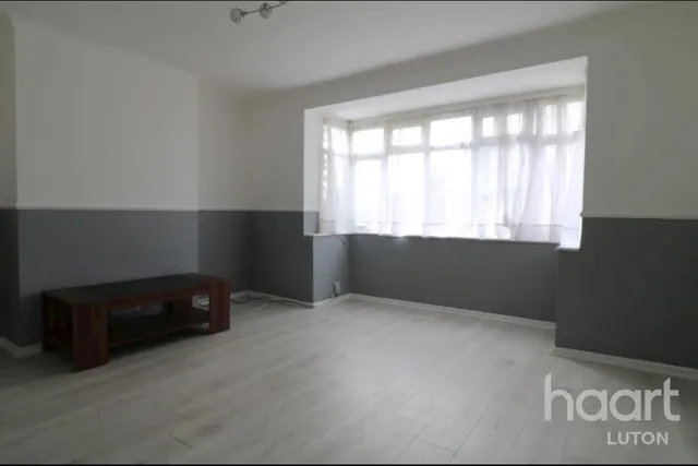 Hitchin Road, LU2, photo 3