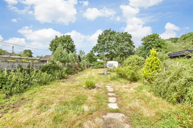 Branksome Avenue, Wickford, SS12, photo 2
