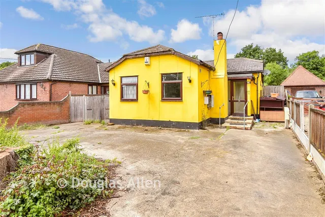 Branksome Avenue, Wickford, SS12, photo 1