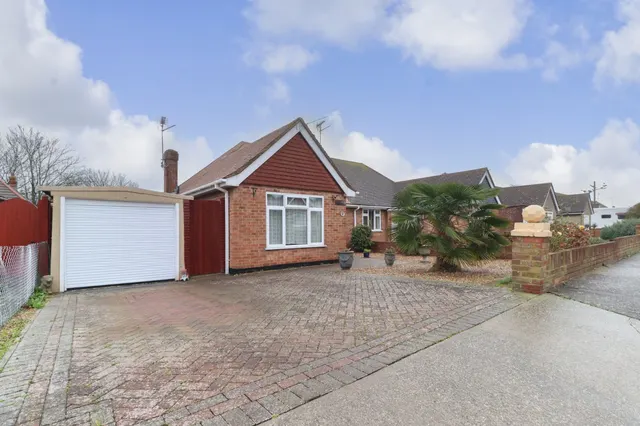 Anne Close, Birchington, CT7, photo 1