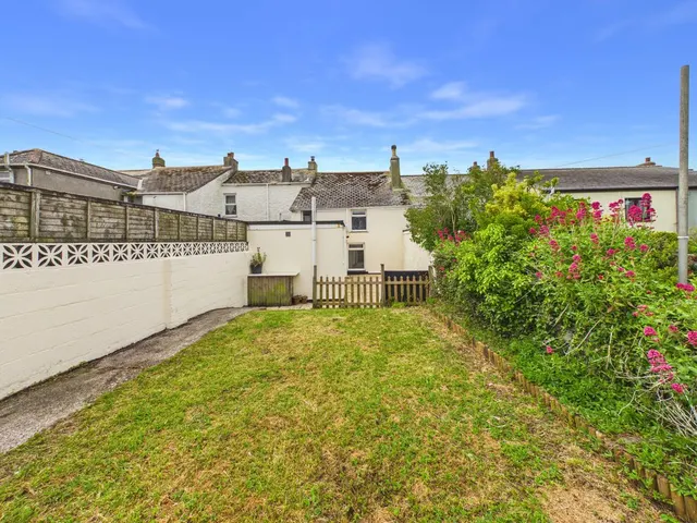 Photo 3 — William Street, Camborne