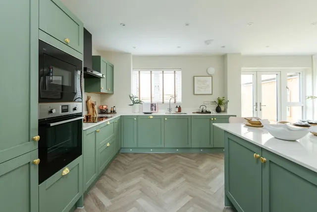 Timbold Drive, Milton Keynes, MK7, photo 3