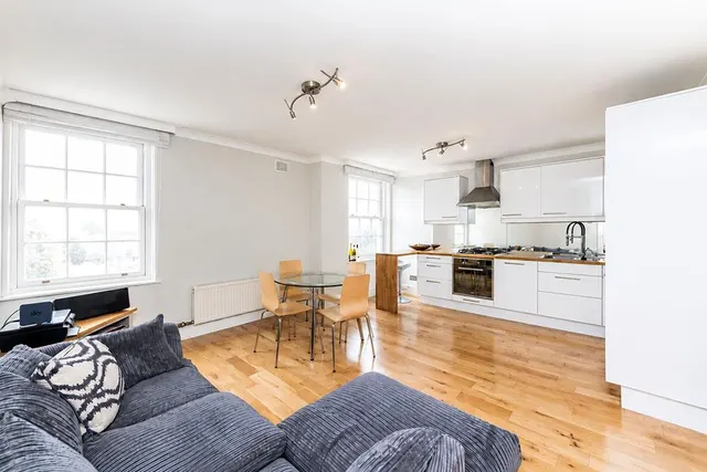 Sussex Gardens, Paddington, W2, photo 1