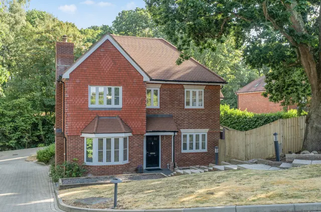 Heath House Lane, Hedge End, SO30, photo 1