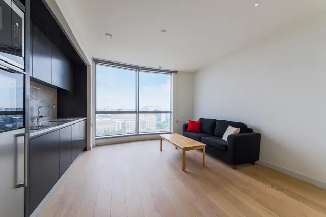 Charrington Tower, New Providence Wharf, E14, photo 1