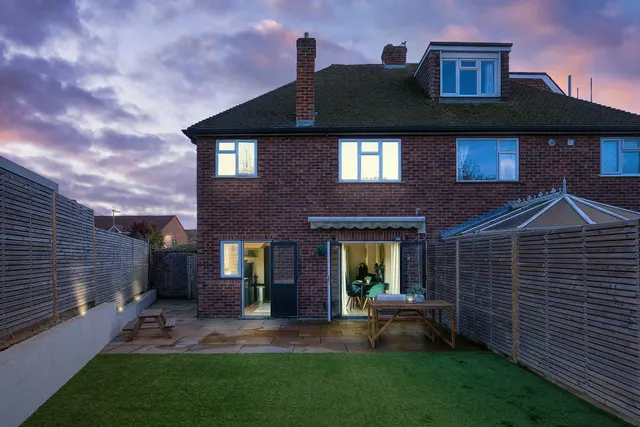 Shepperton, TW17, photo 2
