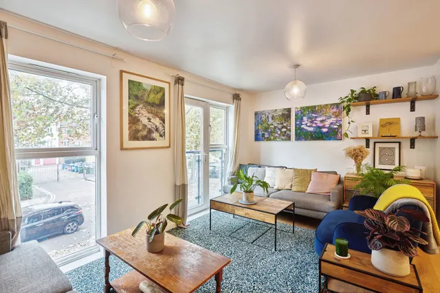 113 Chandler Way, Peckham, photo 1