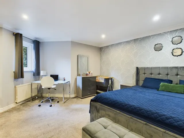 Knutsford Road, Wilmslow, SK9, photo 3