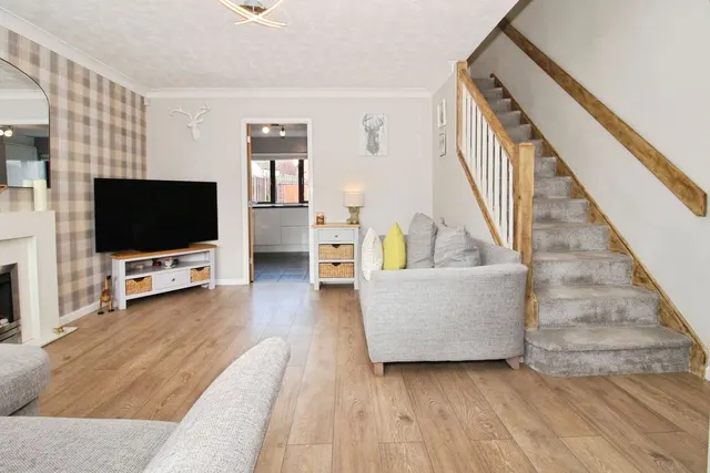 Watermeadow Drive, Shelfield, WS4, photo 2