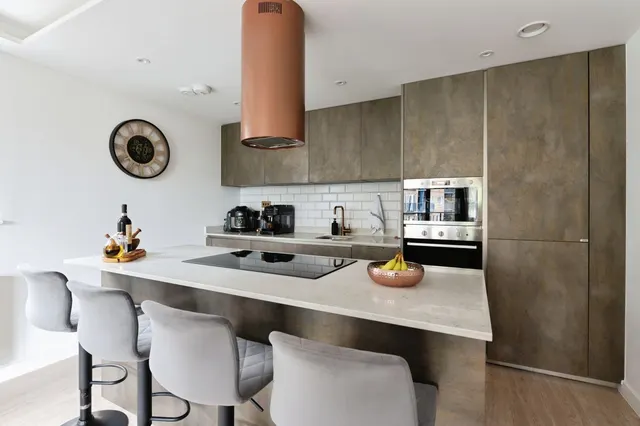 Photo 3 — Argent Street, Grays, Essex, RM17
