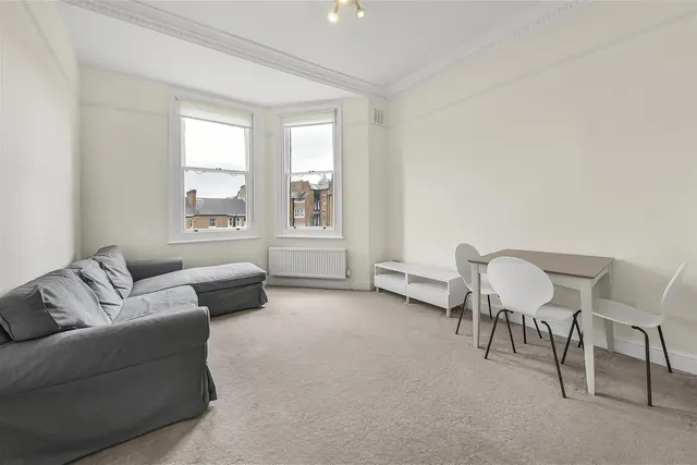 Photo 3 — Compayne Gardens South Hampstead, London NW6 3DG