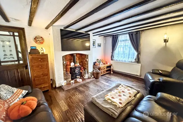 School Road, Bulkington, CV12, photo 2