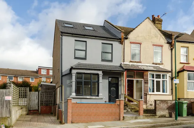 First Floor Flat, 1 Constance Road, Sutton, photo 1