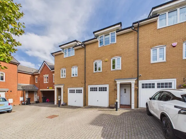 Dundee Drive, Bristol, BS16, photo 2