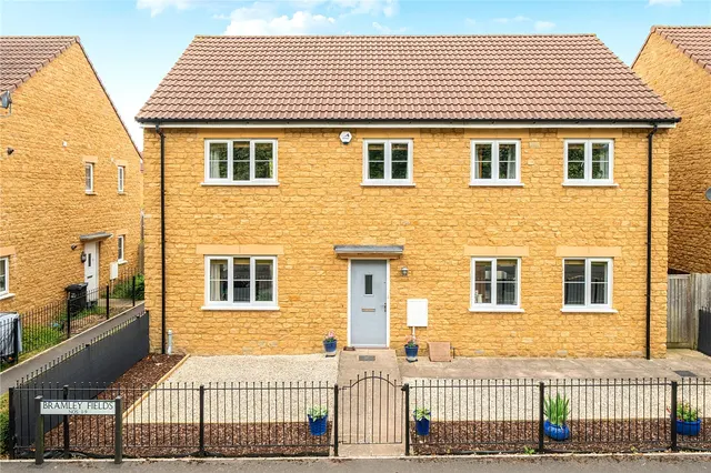 Bramley Fields, Norton Sub Hamdon, Stoke-Sub-Hamdon, Somerset, TA14 6AA, photo 1