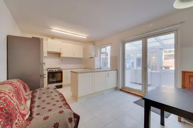 Summerfield Road, Luton, LU1, photo 3