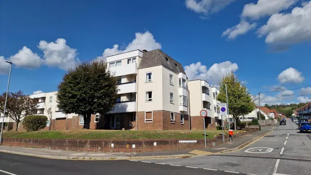 Regal Close, Cosham, PO6, photo 1