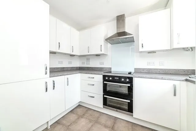 Dormie Close, Basingstoke, RG24, photo 3