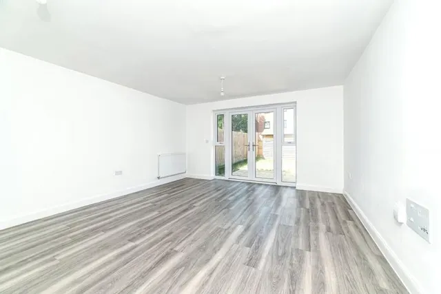 Dormie Close, Basingstoke, RG24, photo 2