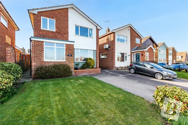 Beehive Chase, Hook End, CM15, photo 1