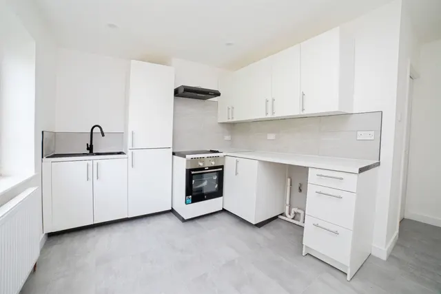 Firs Avenue, Alfreton, DE55, photo 3