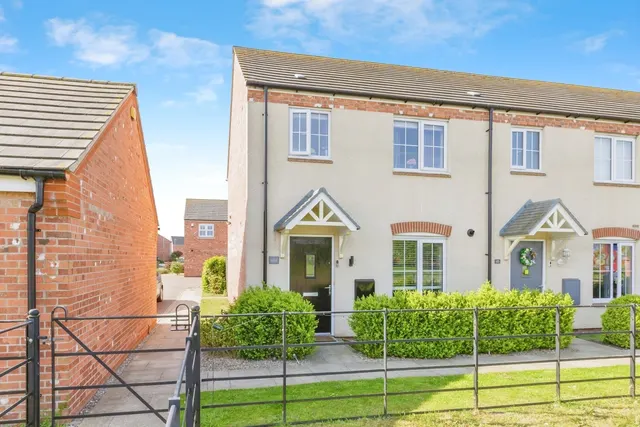 Linacre Crescent, Syston, LE7, photo 1