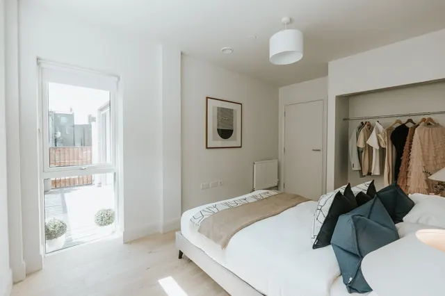 Stonhouse Street, London, SW4, photo 1
