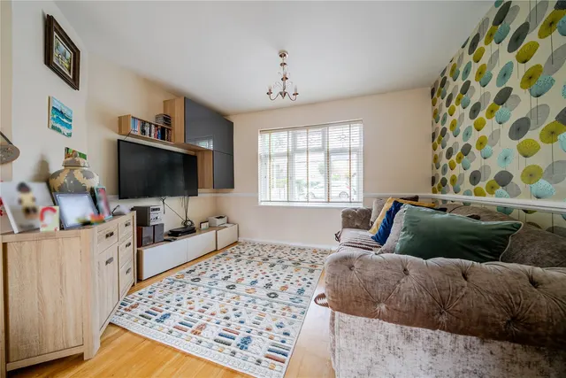 Photo 2 — Downham Way, Bromley, BR1