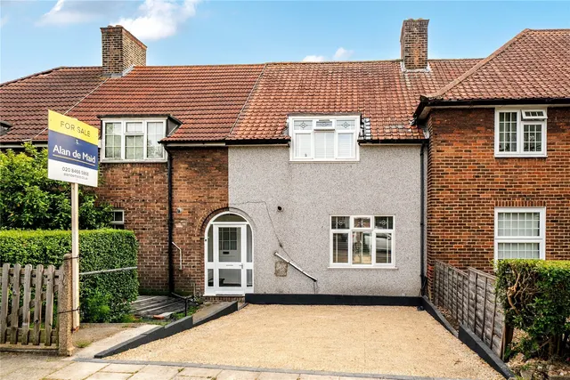 Downham Way, Bromley, BR1, photo 1
