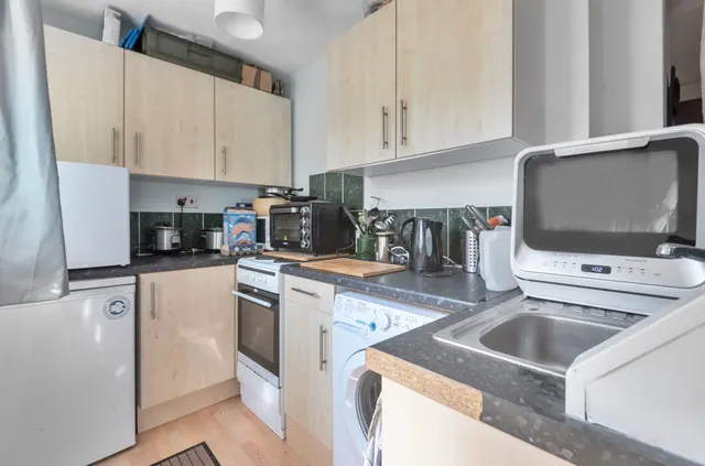 Hulse Road, Banister Park, SO15, photo 2