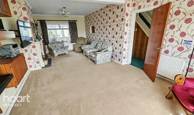 Cumberland Avenue, Benfleet, SS7, photo 3