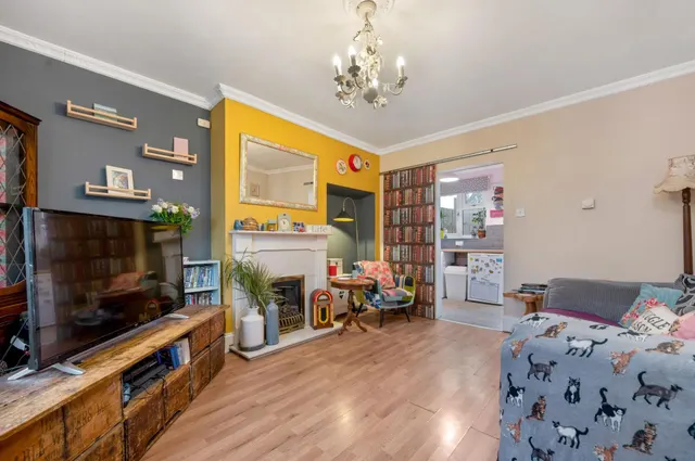 Gloucester Road, Stamford, PE9, photo 3