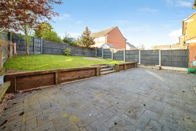 Portland Way, Clipstone Village, NG21, photo 2