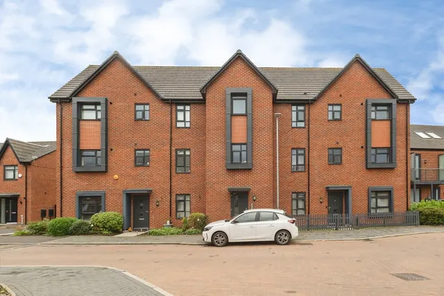 Arnfield Road, Audenshaw, M34, photo 1