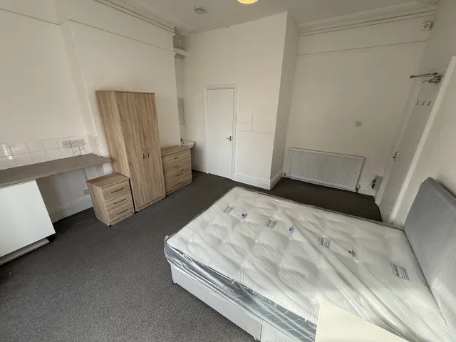 Room To Rent, Balby Road, Balby, DN4 0NE, photo 1