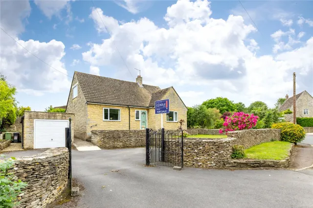 Southrop, Lechlade, GL7, photo 1