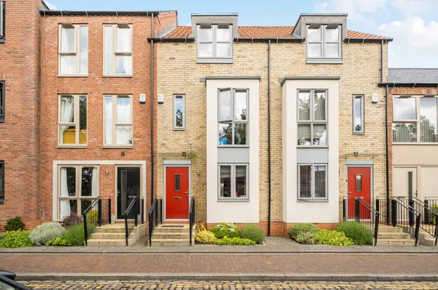 Finkle Street, Hull, HU1, photo 1
