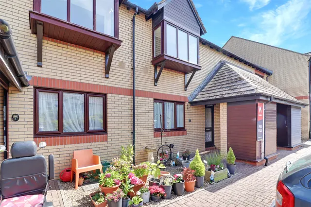 Abyssinia Terrace, Barnstaple, EX32, photo 1