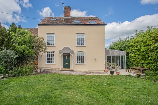 Kingswood, Wotton-under-Edge, photo 1